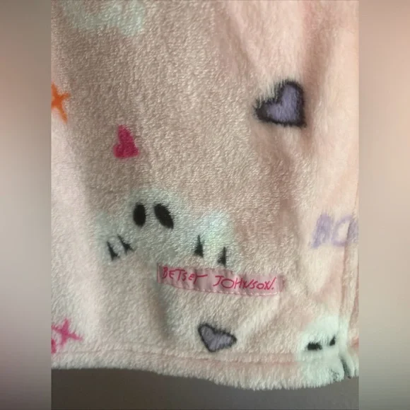 Betsey Johnson Pink Ghost Boo Halloween Throw Blanket 50 x 60"  NEW - Picture 4 of 5